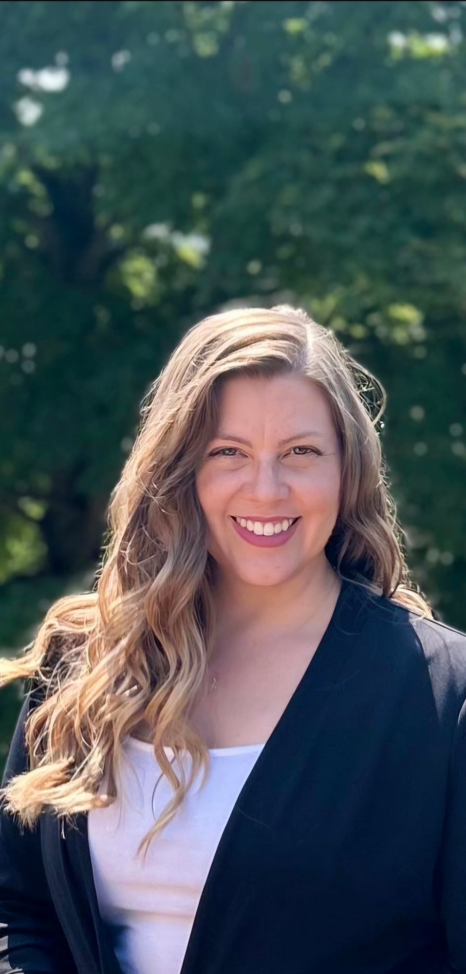 Lacey Wingler Headshot