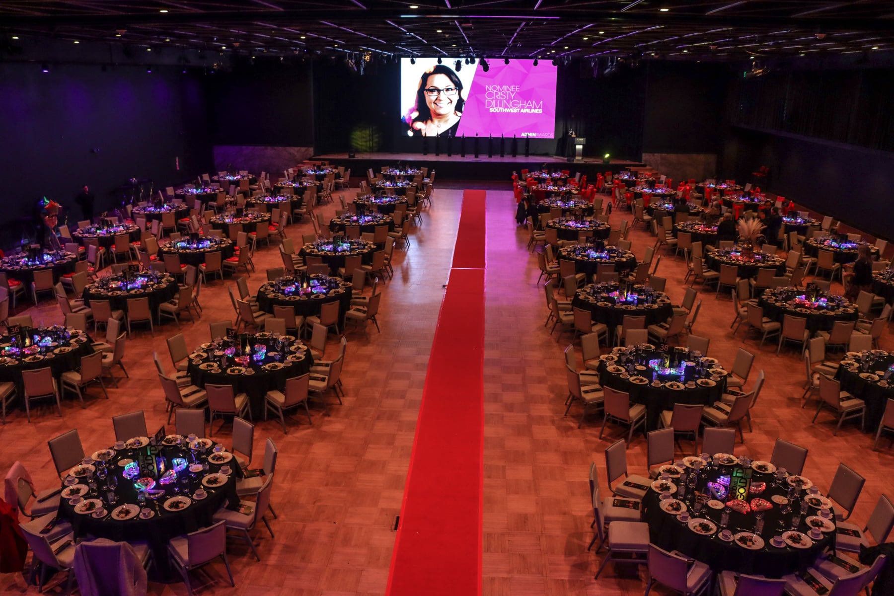 Guests celebrating at the Admin Awards Gala in Dallas / Fort Worth